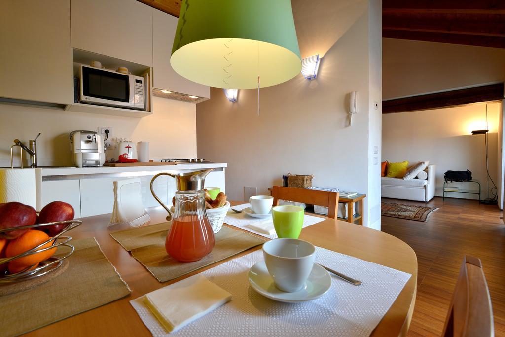 Heart Milan Apartments Navigli Стая снимка
